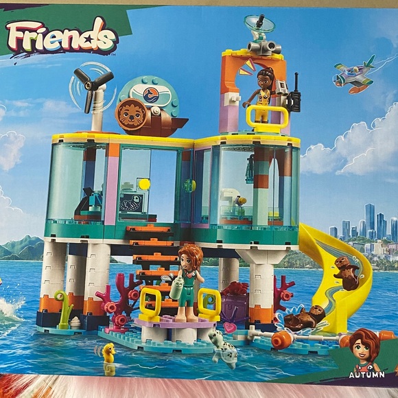 New in box LEGO Friends Ocean Adventure Building Set - - Picture 3 of 7
